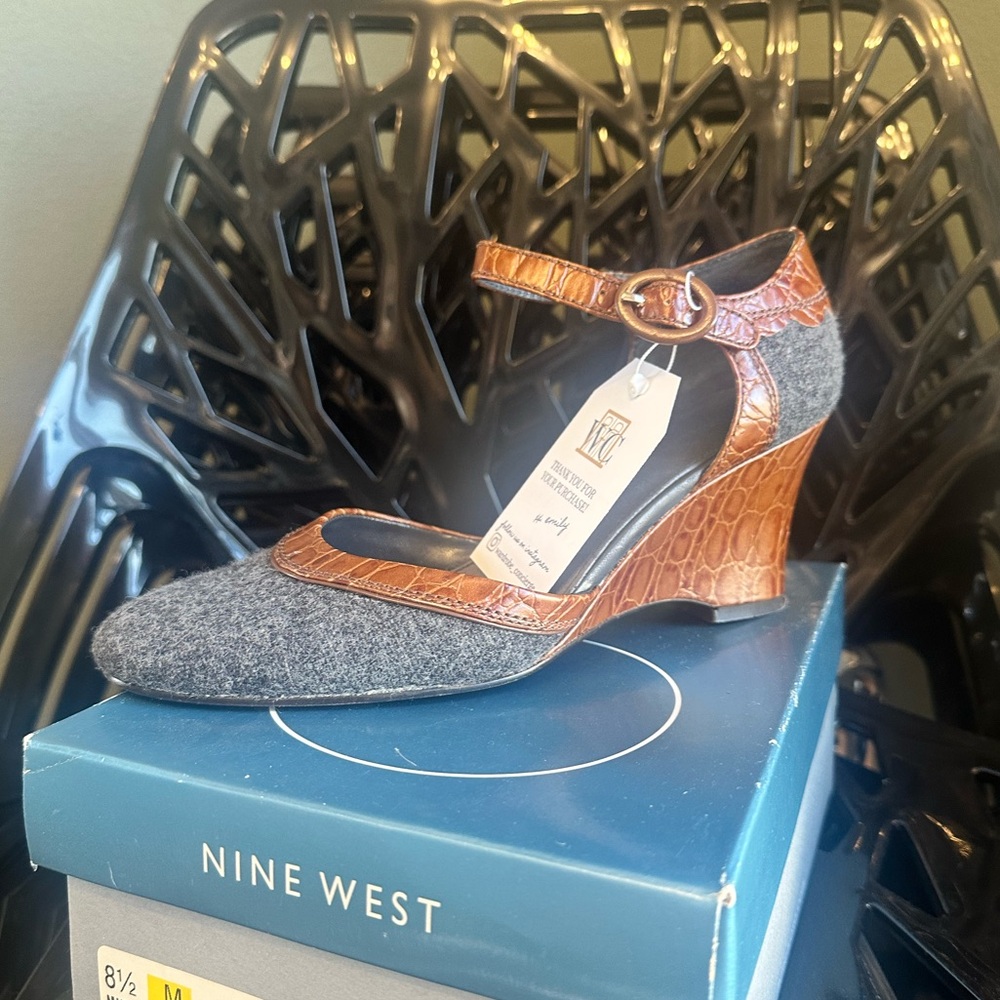 Nine West - Stacked Wedge Heel, Mixed Materials | Size 8.5